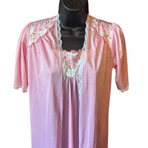 Vintage Miss Diva Robe Pink With Floral Lace Medium USA Nylon